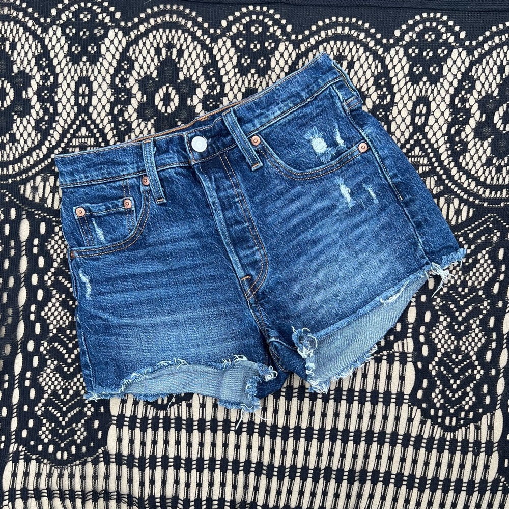 Levi’s 501 HighRise Button Fly Cutoff Denim Shorts Dark Blue Indigo Wash 25 - Picture 2 of 12